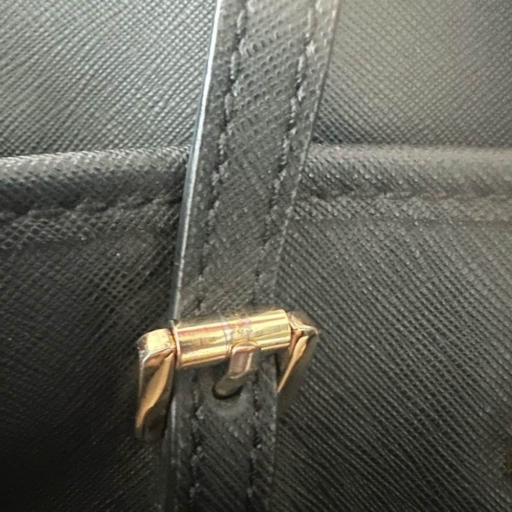 Michael Kors Black Large Shoulder Bag - Picture 8 of 8